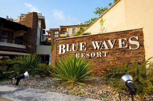 Hotel Blue Waves Resort