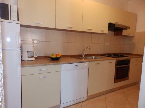 Kampor Apartment 8