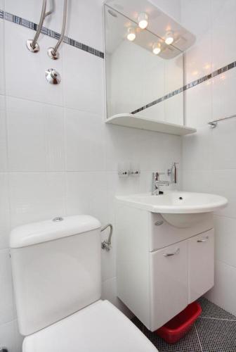 Hostal Apartments With A Parking Space Vodice - 2995