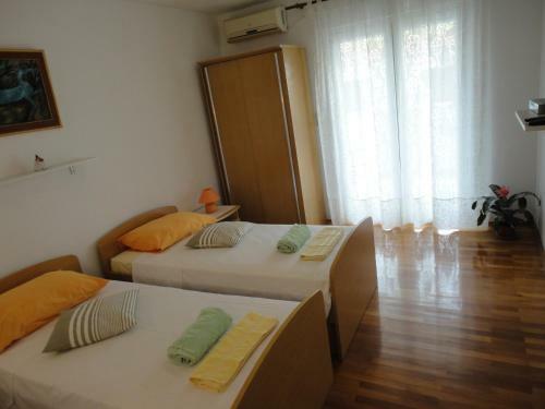 Apartments Iva