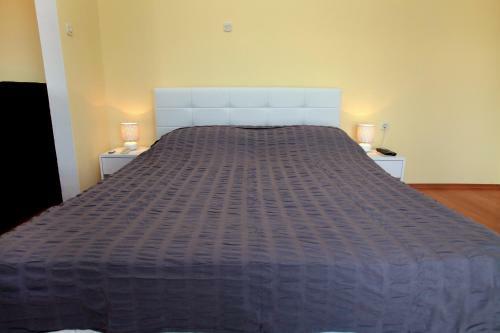 Hostal Rooms Carija