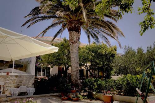 Hostal Apartments And Rooms Tomas