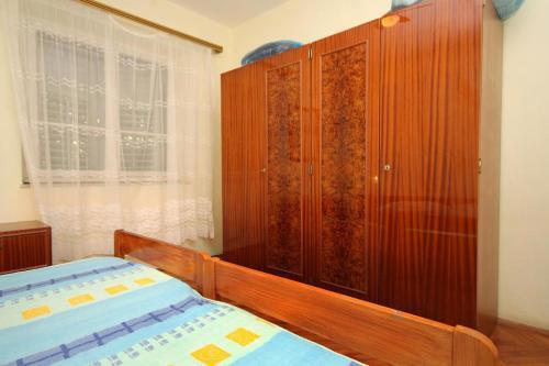 Apartment Lumbarda 179a