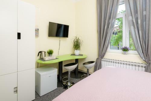 Hostal Rooms Mira By Anastasia
