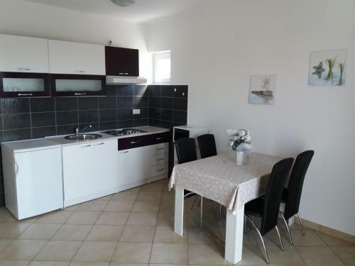 Bed & Breakfast Guest House Lucija