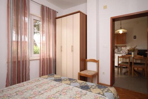 Apartment Jelsa 8732d