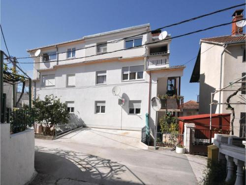 Apartment Mastrinka 21