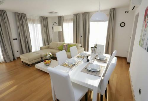 Apartments Poville Residence