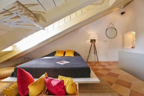 Hostal Arty Old Town Apartments By Irundo