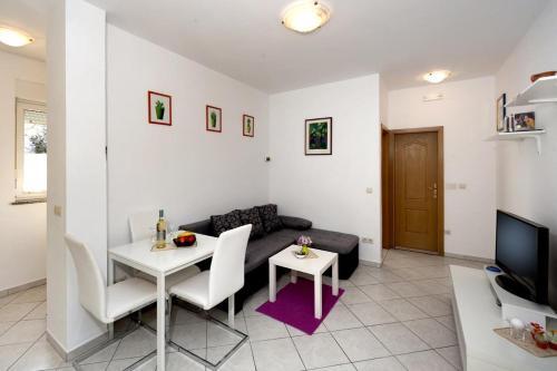 Apartments With A Parking Space Porec - 2216