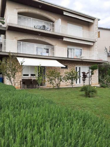 Apartment Lucija