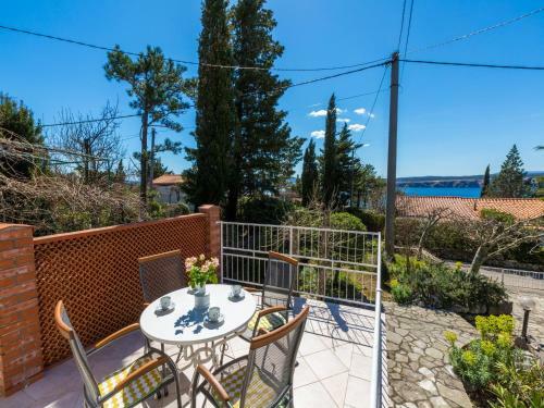 Apartamentos Holiday Home Lipert