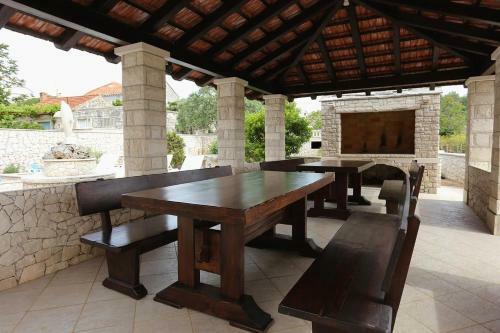 Apartment Lumbarda 4412b