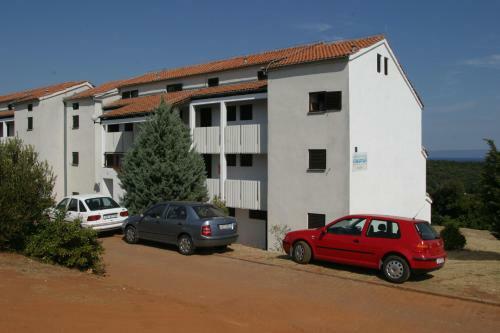 Apartments Hostin Ro?a Duga Uvala