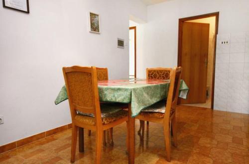 Apartments With A Parking Space Baska (krk) - 5411