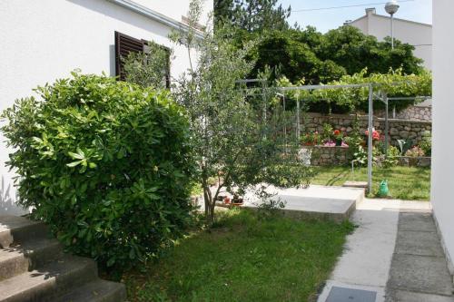Apartments With A Parking Space Baska (krk) - 5411