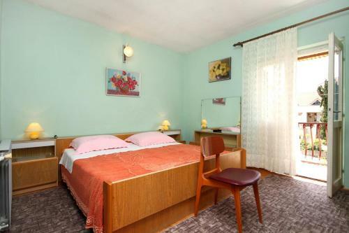 Apartment Vrboska 104a
