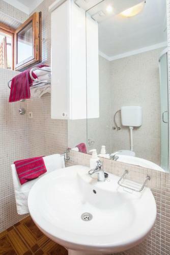 Apartment Osibova 2172b