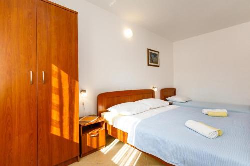 Apartment Kornic 5306a