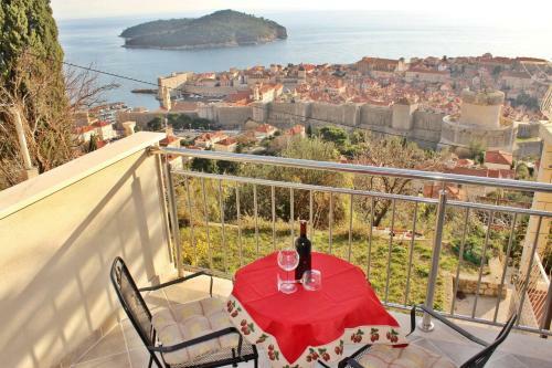 Hostal Guesthouse Maja