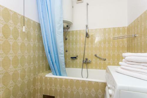 Hostal Guesthouse Maja