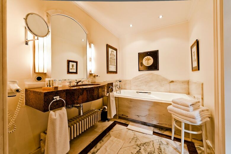 Hotel Kronenschl�sschen