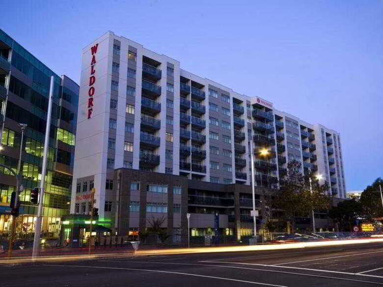 Hotel Stadium Waldorf Apartments