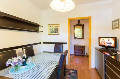 Apartment Margaretic II