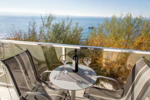 Hostal Apartments Zanic On The Beach