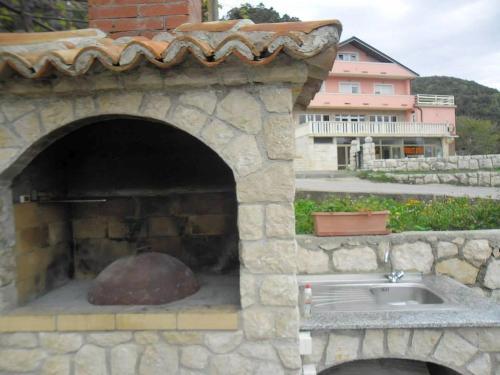 Apartments Josip 2830