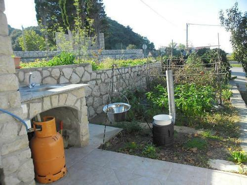 Apartments Josip 2830