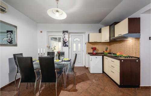 Holiday Home Tunarica II