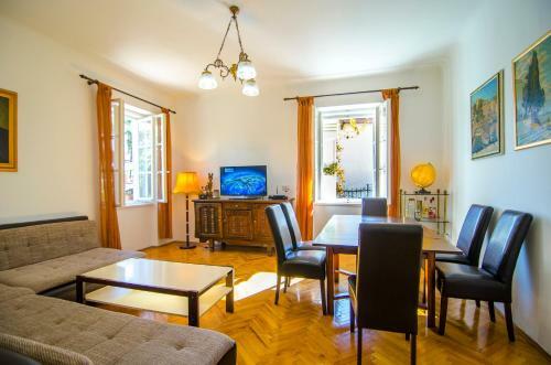 Apartamento Villa Martinis