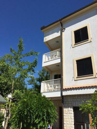Apartments Papalinna