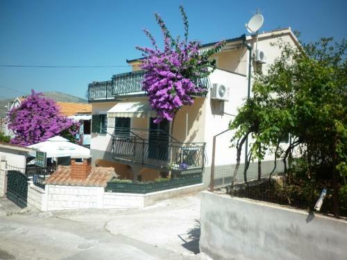 Apartments Ivona