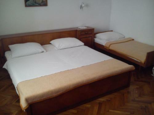 Nada Apartments