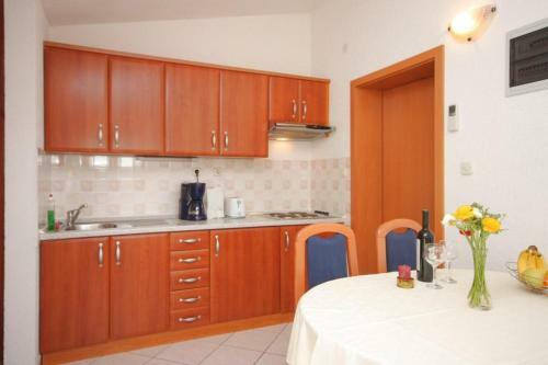 Apartment Seget Vranjica 7559a