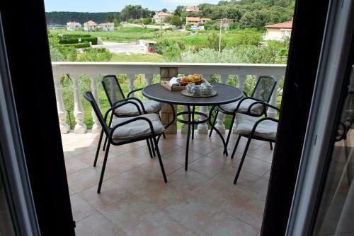 Apartments Muntidor