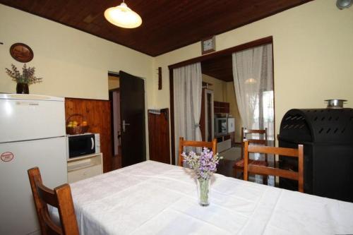 Apartments With Wifi Jelsa (hvar) - 8755