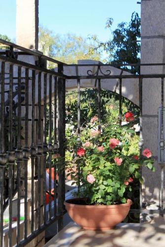 Hostal Double Room Lumbarda 9299a