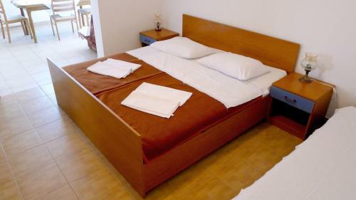 Apartments Maestral