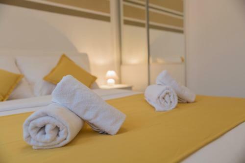 Lux Apartments