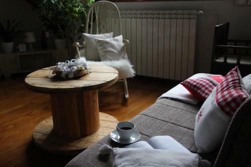 Apartment Apolon Planinski