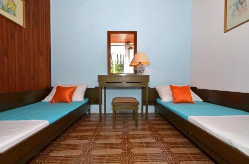 Apartment Arbanija 8651b