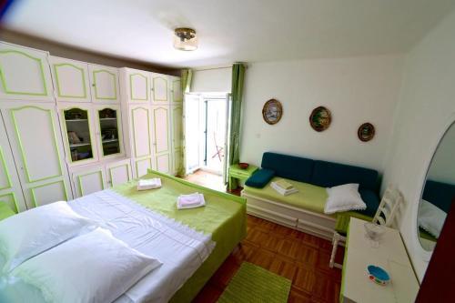 Apartments By The Sea Sutivan (brac) - 11010