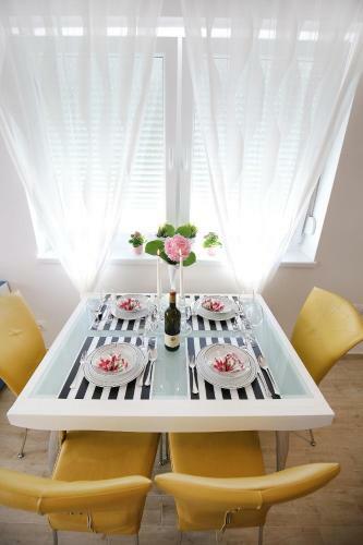 Apartment Flowers