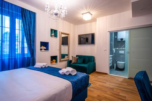 Hostal Center Luxury Rooms 3