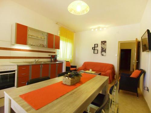 Apartment An�i�.5