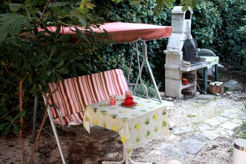 Hostal Rooms Zuvan