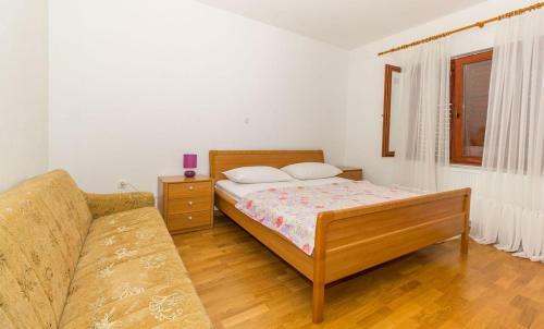 Apartment Biograd Na Moru 11327b